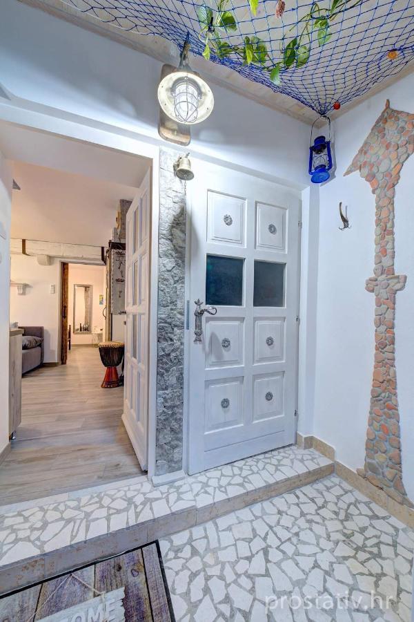 Apartmani Frankopan Senj  Ngoại thất bức ảnh